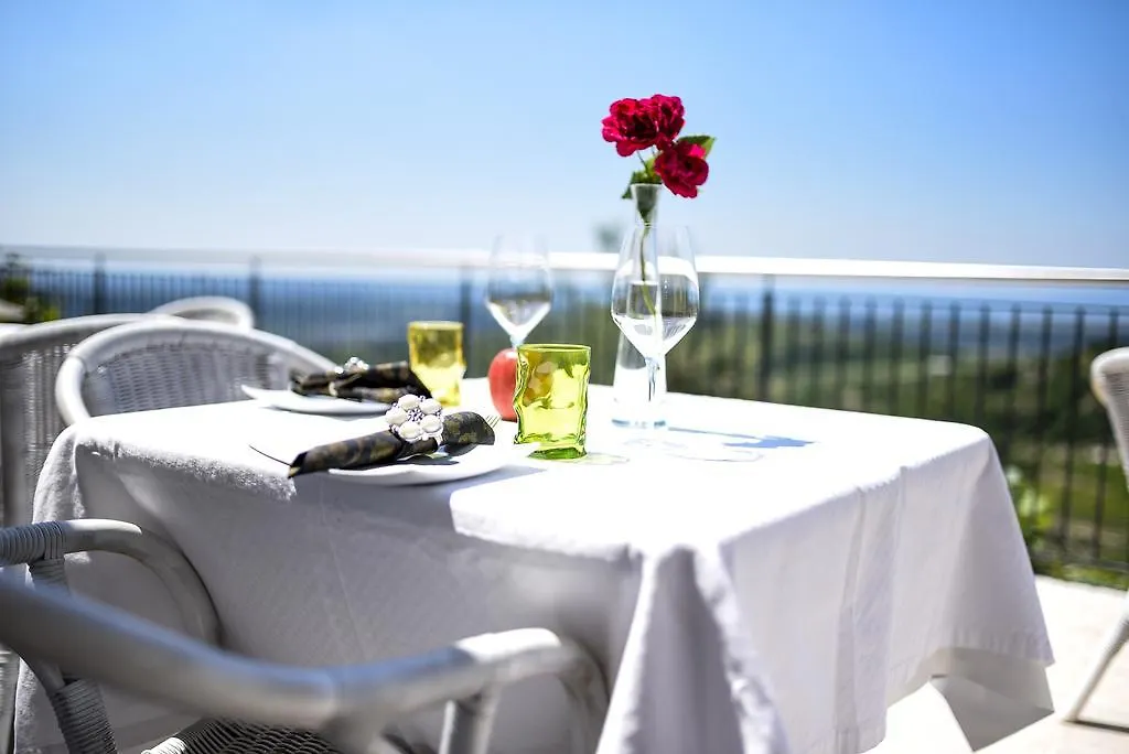 *** לינה וארוחת בוקר SantʼAmbrogio di Valpolicella B&B Boutique Osteria Della Pieve איטליה